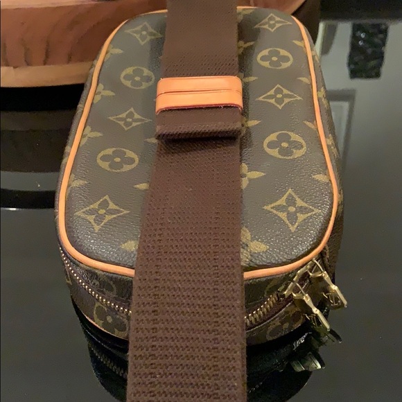 💯Authentic Louis Vuitton Gange Belt bag monogram - Picture 6 of 8